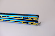 Load image into Gallery viewer, Chimera V2 Dual Tone Blue/Gold - Carbon Fiber
